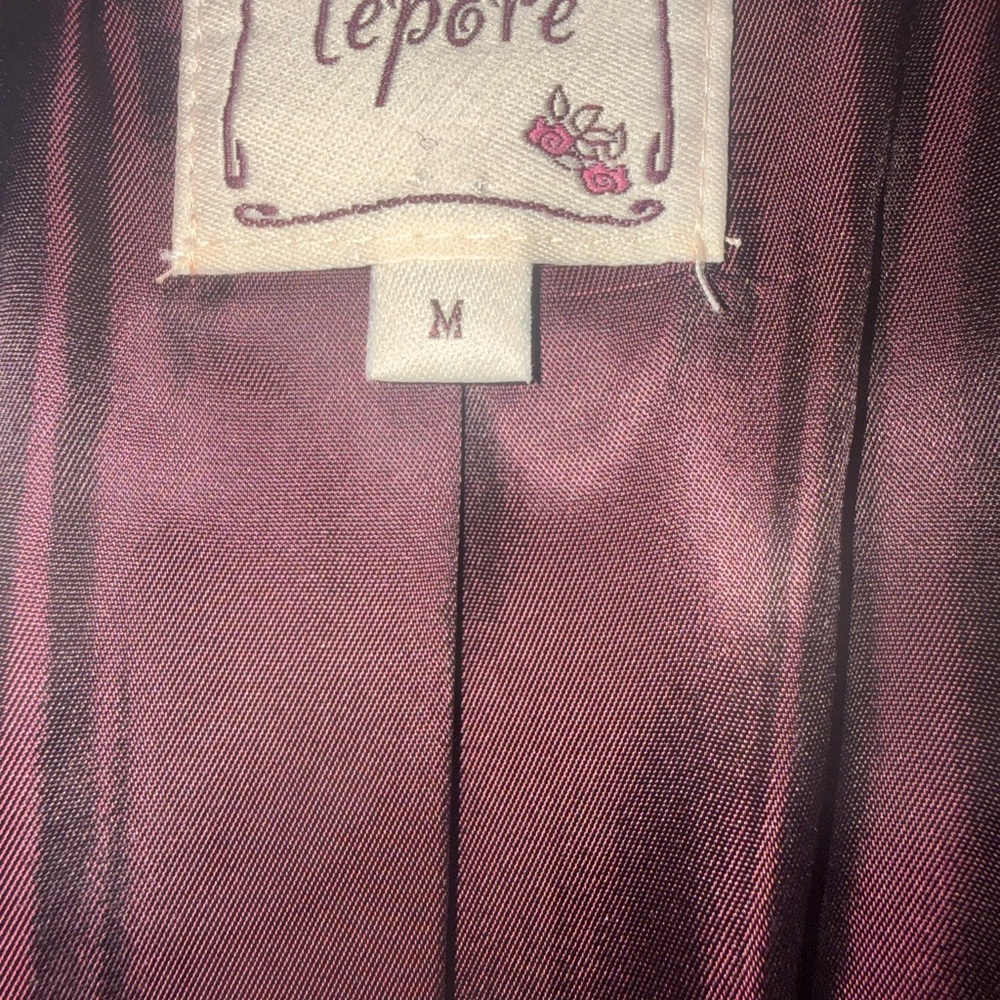 Vintage Nanette Lepore Black Textured Blazer with Burgundy Lining - Picture 2 of 3